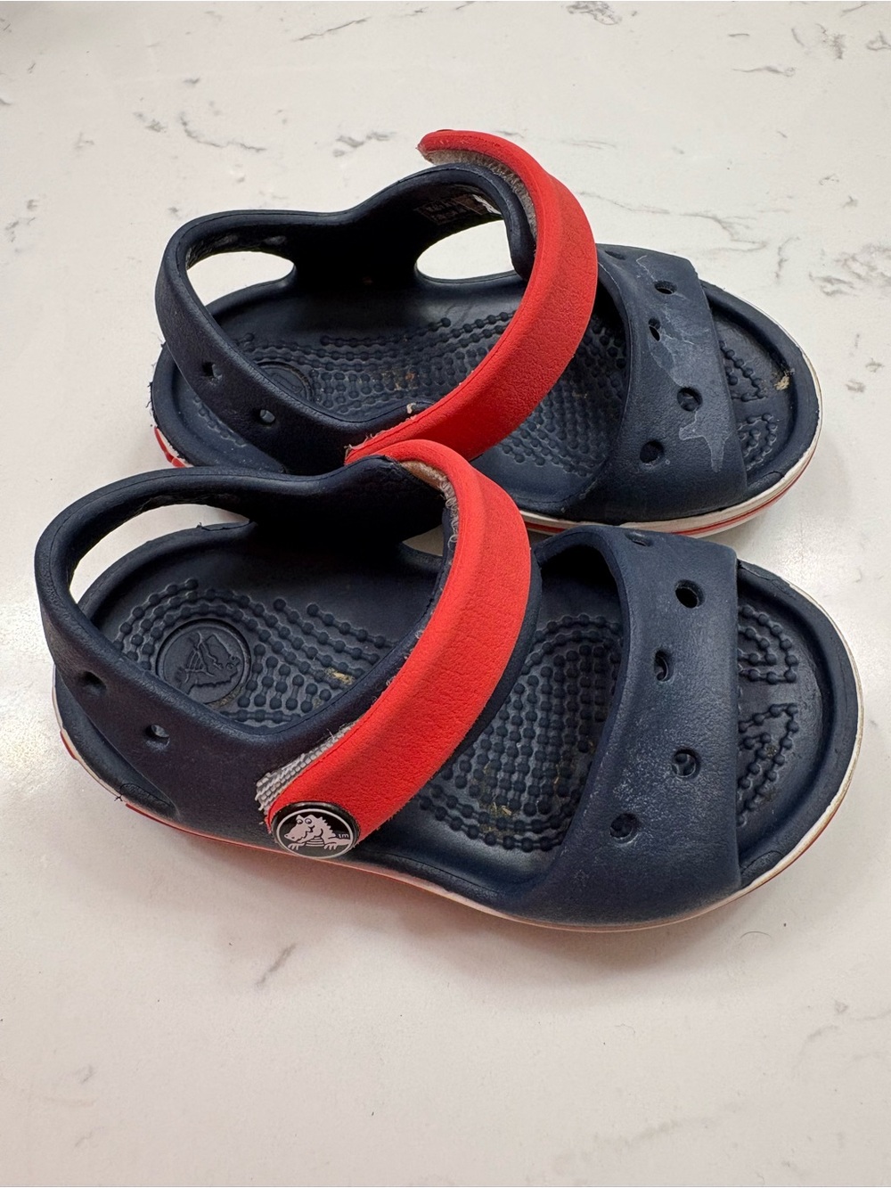 CROCS Kids Navy Blue and Red Strap Sandals